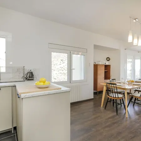 Seaview Salions By Interhome